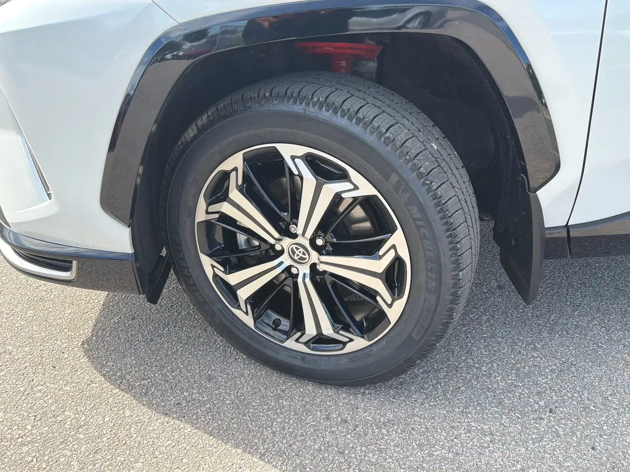 Toyota RAV 4 Prime photo Toyota RAV 4 Prime