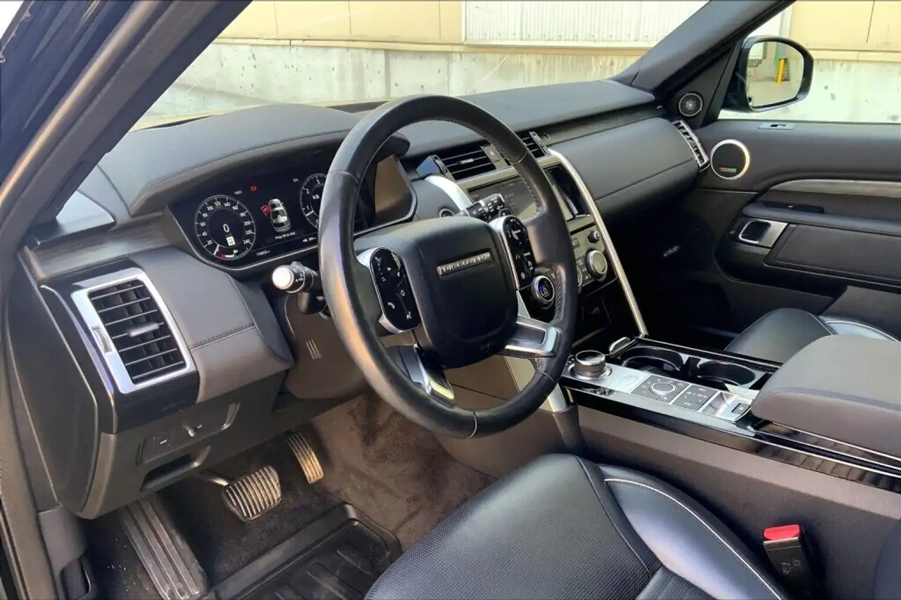 Land Rover Discovery снимка Land Rover Discovery