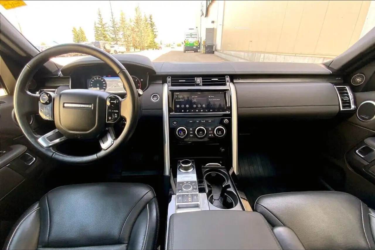 Land Rover Discovery снимка Land Rover Discovery