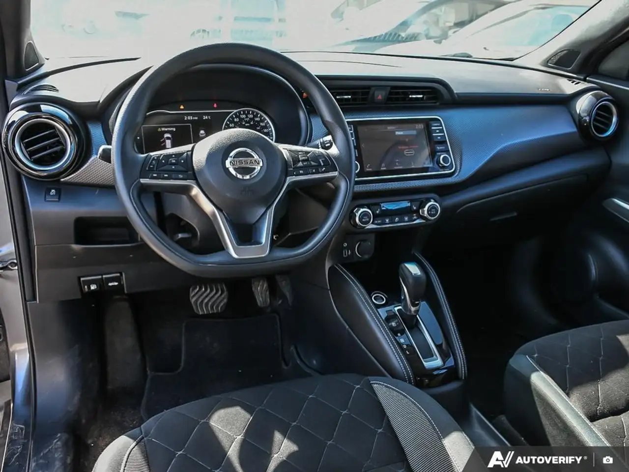Nissan Kicks photo Nissan Kicks