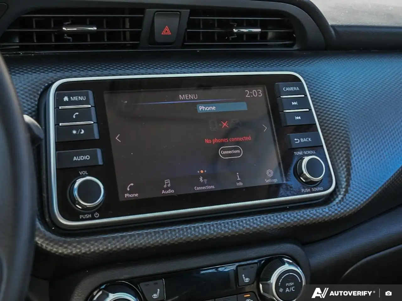 Nissan Kicks photo Nissan Kicks