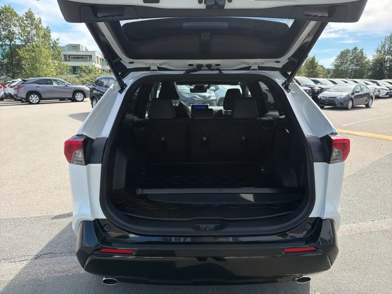 Toyota RAV 4 Prime photo Toyota RAV 4 Prime
