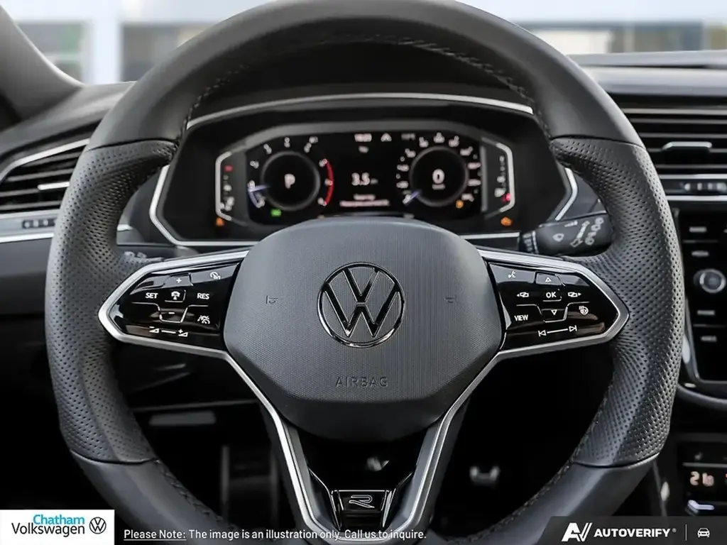 Volkswagen Tiguan photo Volkswagen Tiguan
