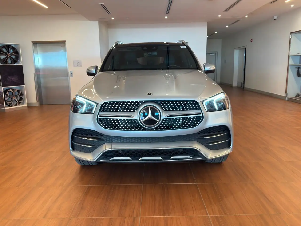 Mercedes-Benz GLE photo Mercedes-Benz GLE