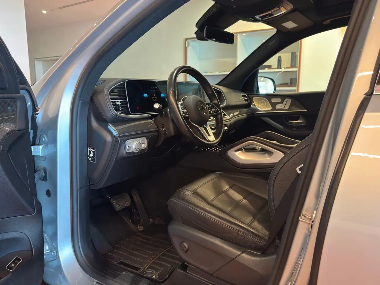 Mercedes-Benz GLE photo Mercedes-Benz GLE