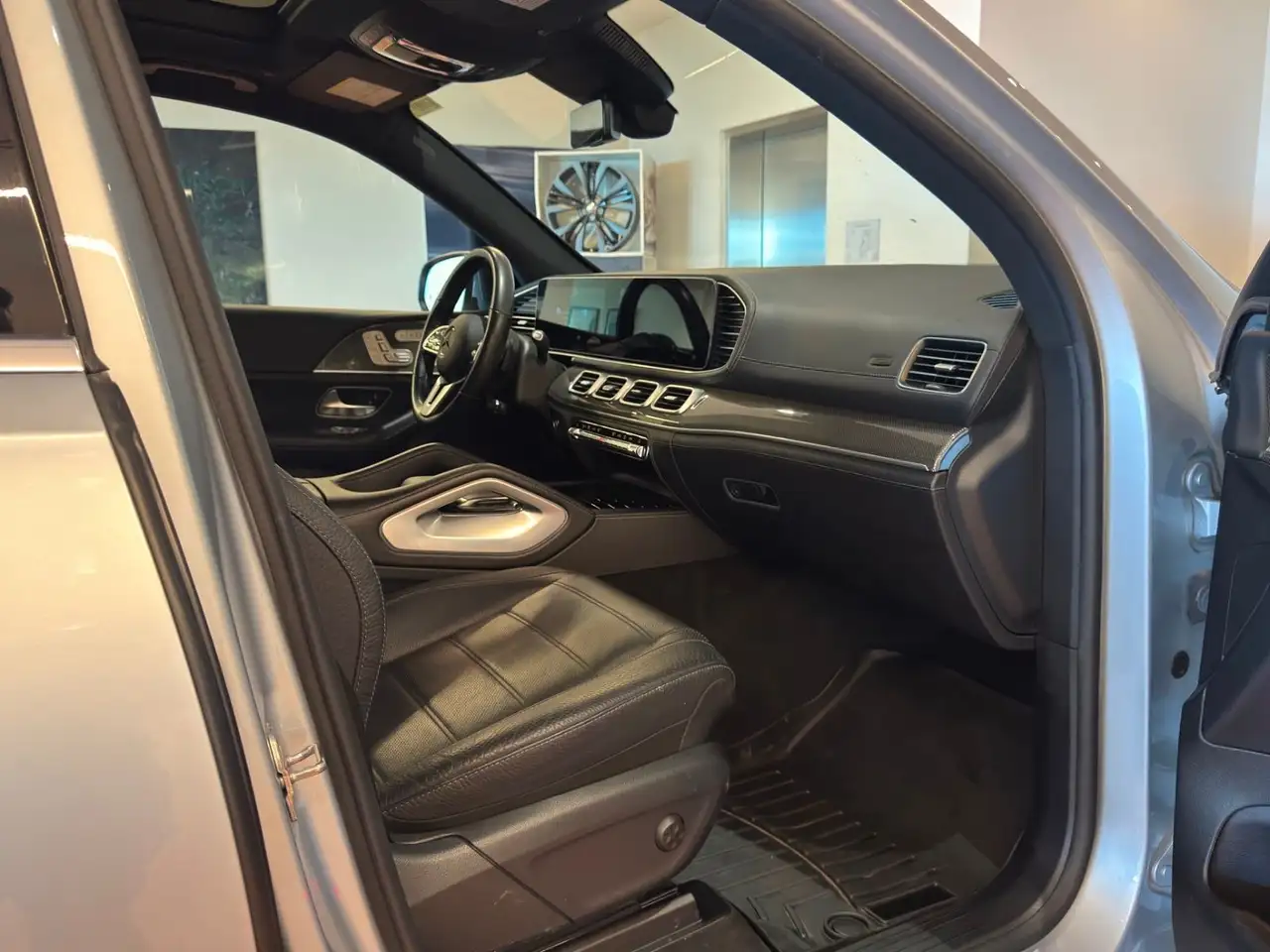 Mercedes-Benz GLE photo Mercedes-Benz GLE
