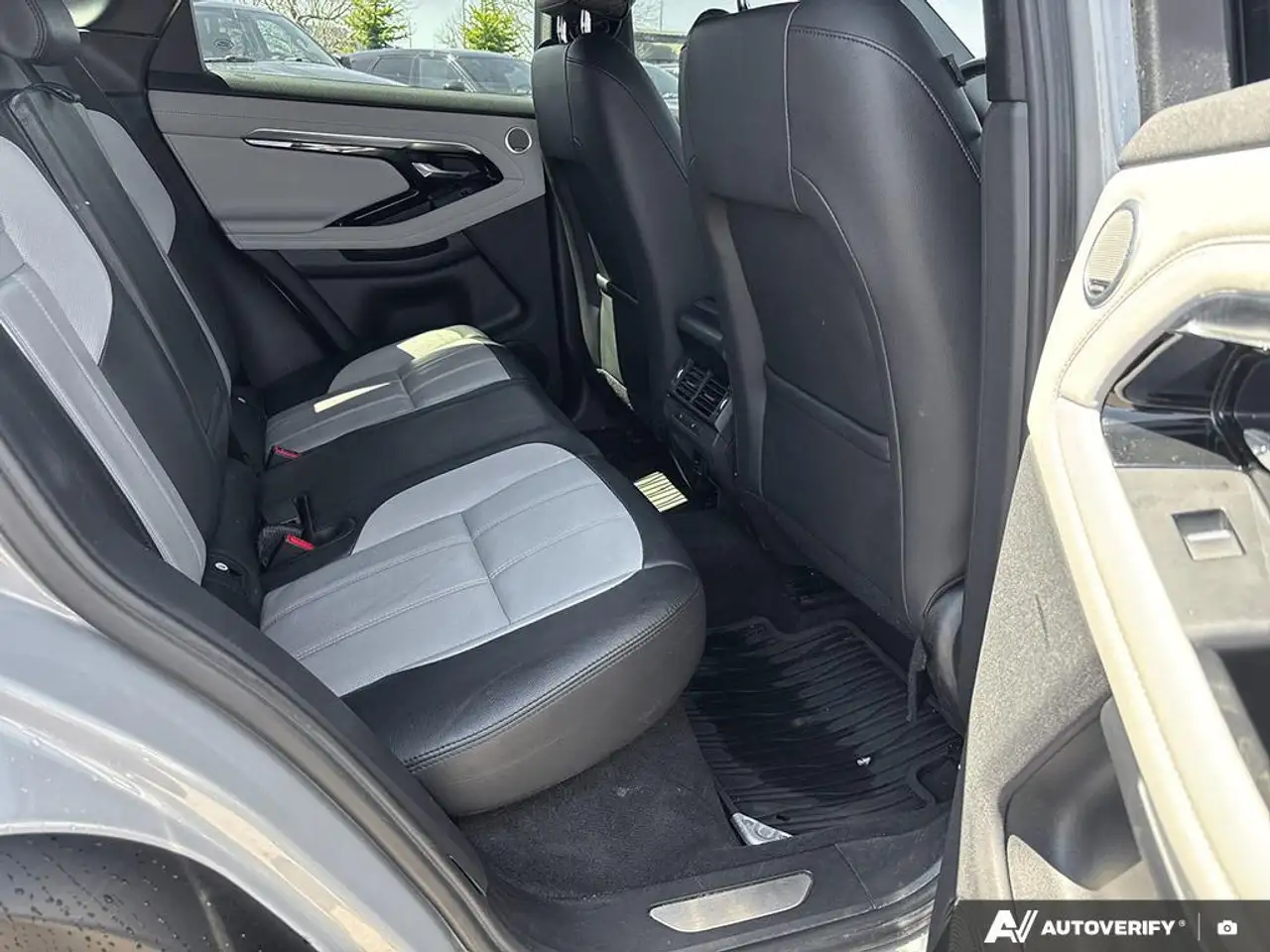 Land Rover Range Rover Evoque снимка Land Rover Range Rover Evoque