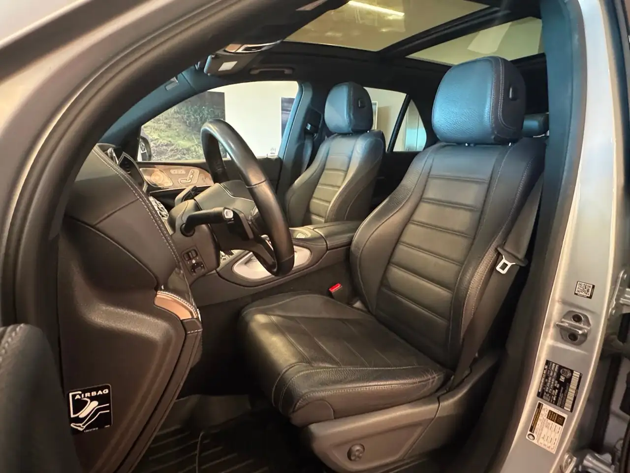 Mercedes-Benz GLE photo Mercedes-Benz GLE