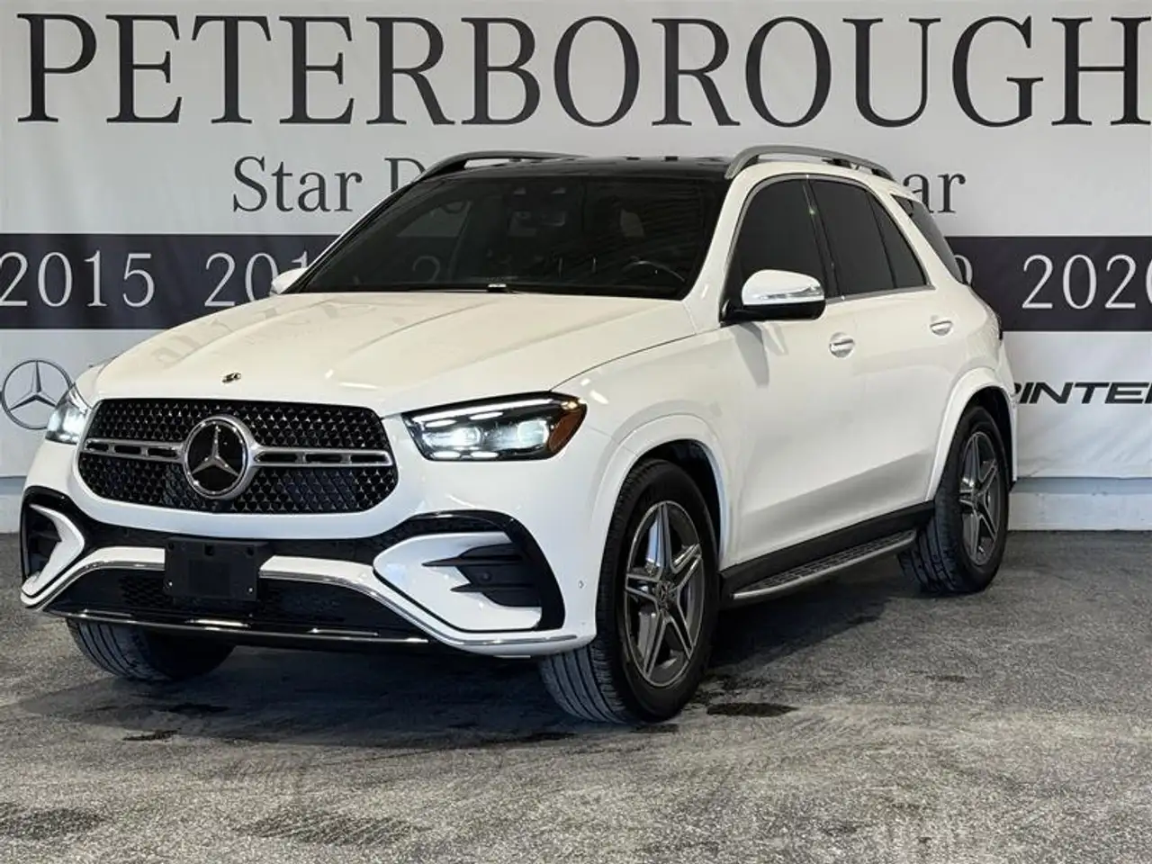 Mercedes-Benz GLE снимка Mercedes-Benz GLE