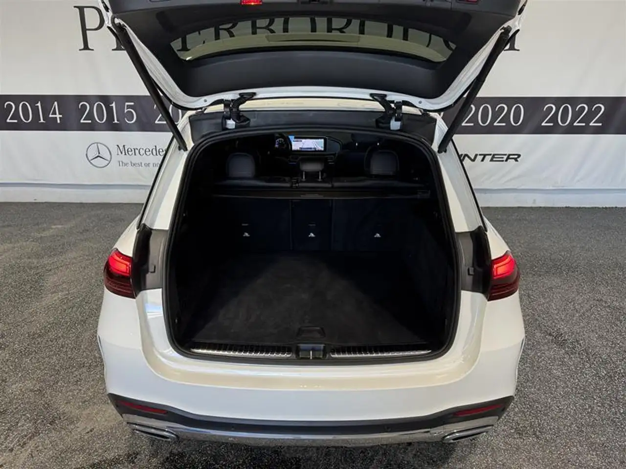 Mercedes-Benz GLE снимка Mercedes-Benz GLE