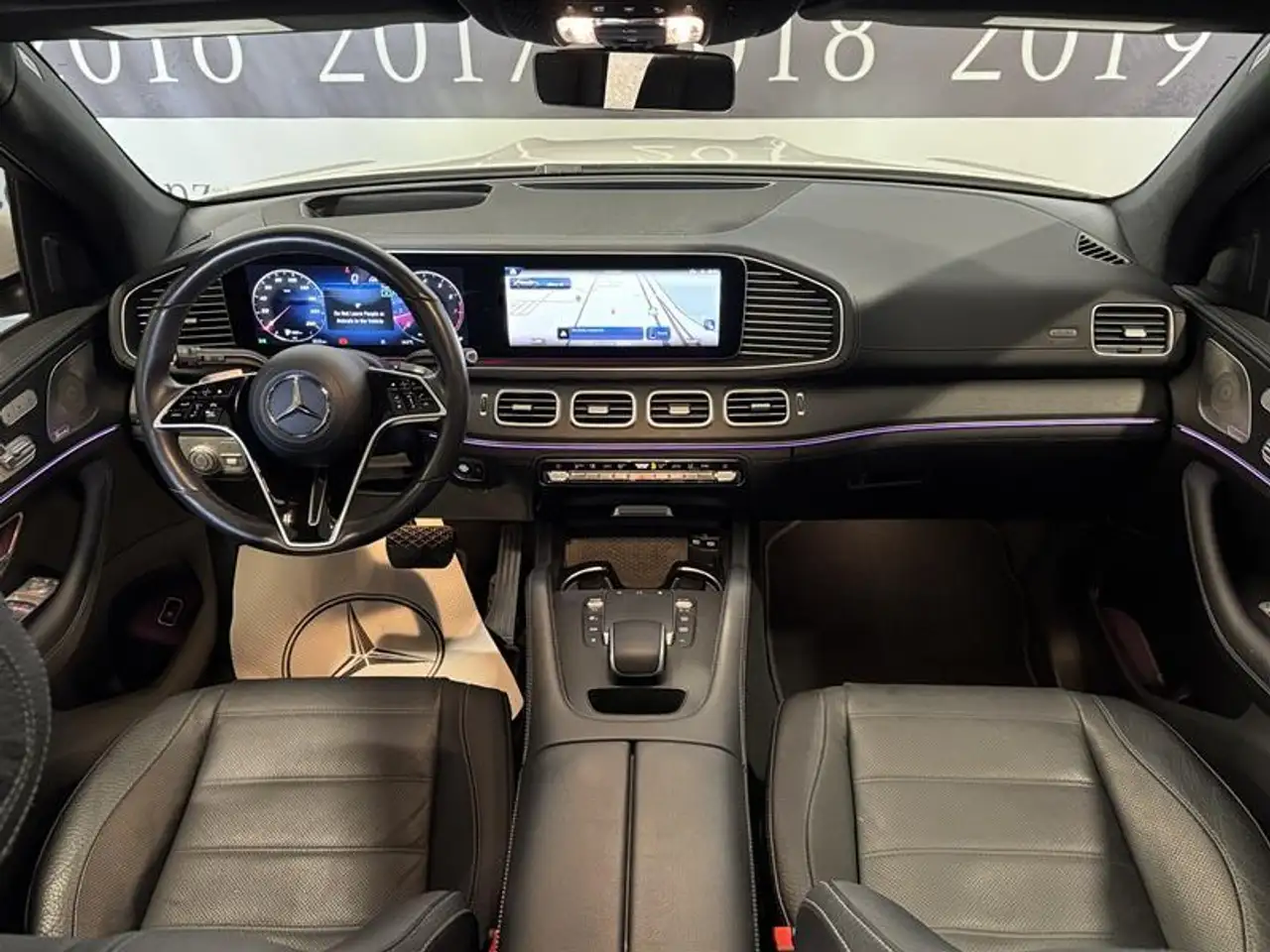 Mercedes-Benz GLE снимка Mercedes-Benz GLE