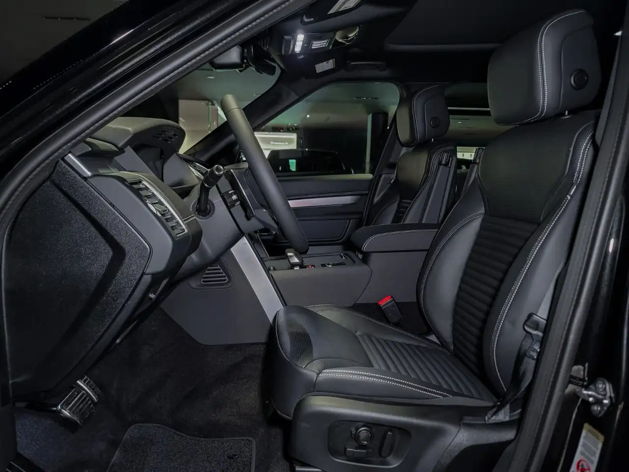 Land Rover Discovery photo Land Rover Discovery