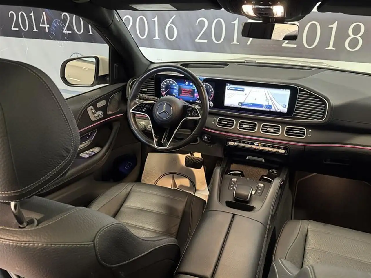 Mercedes-Benz GLE снимка Mercedes-Benz GLE