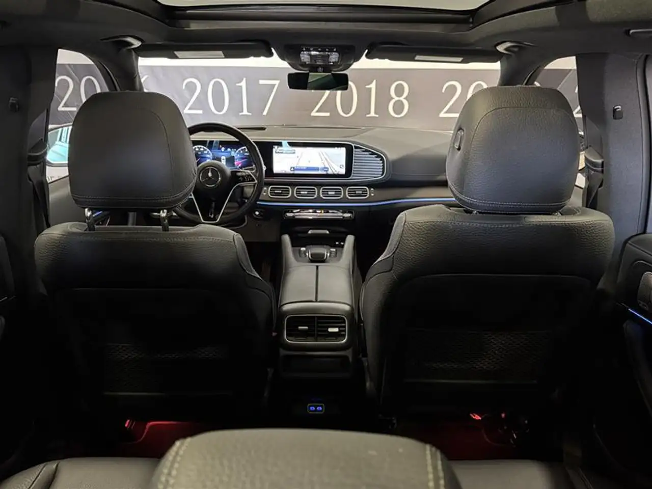 Mercedes-Benz GLE снимка Mercedes-Benz GLE