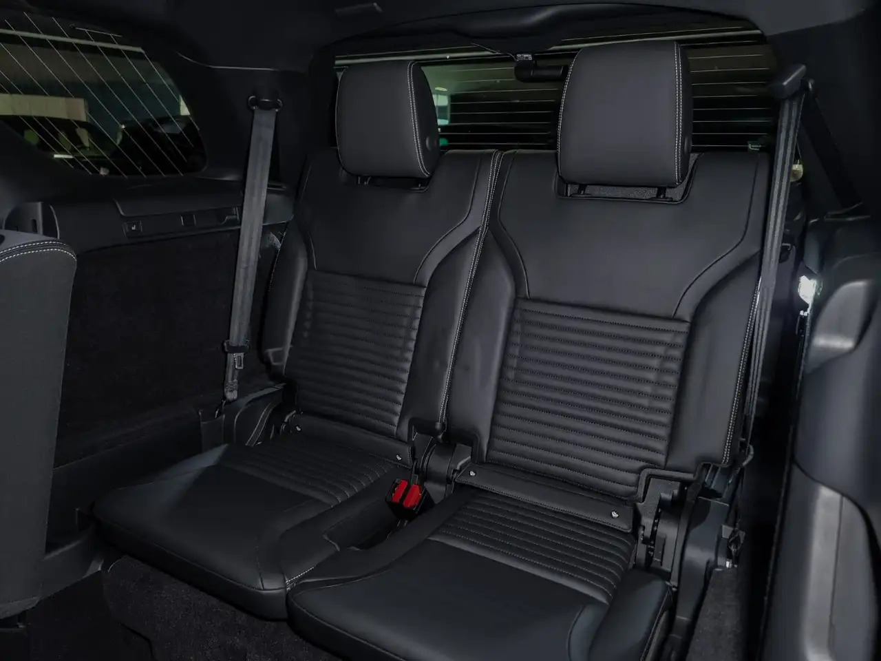 Land Rover Discovery photo Land Rover Discovery