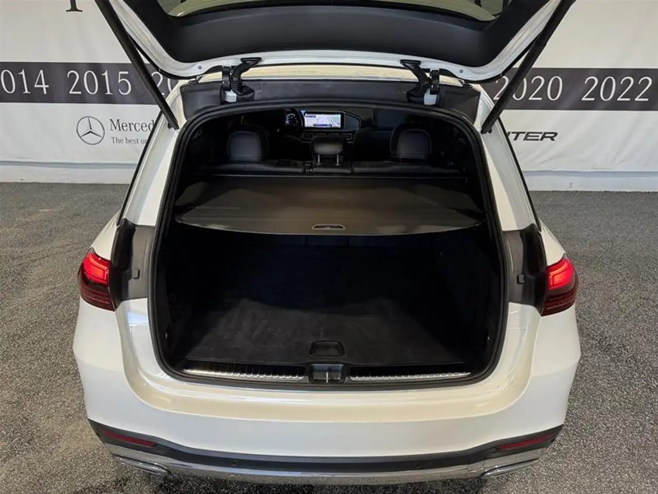 Mercedes-Benz GLE снимка Mercedes-Benz GLE