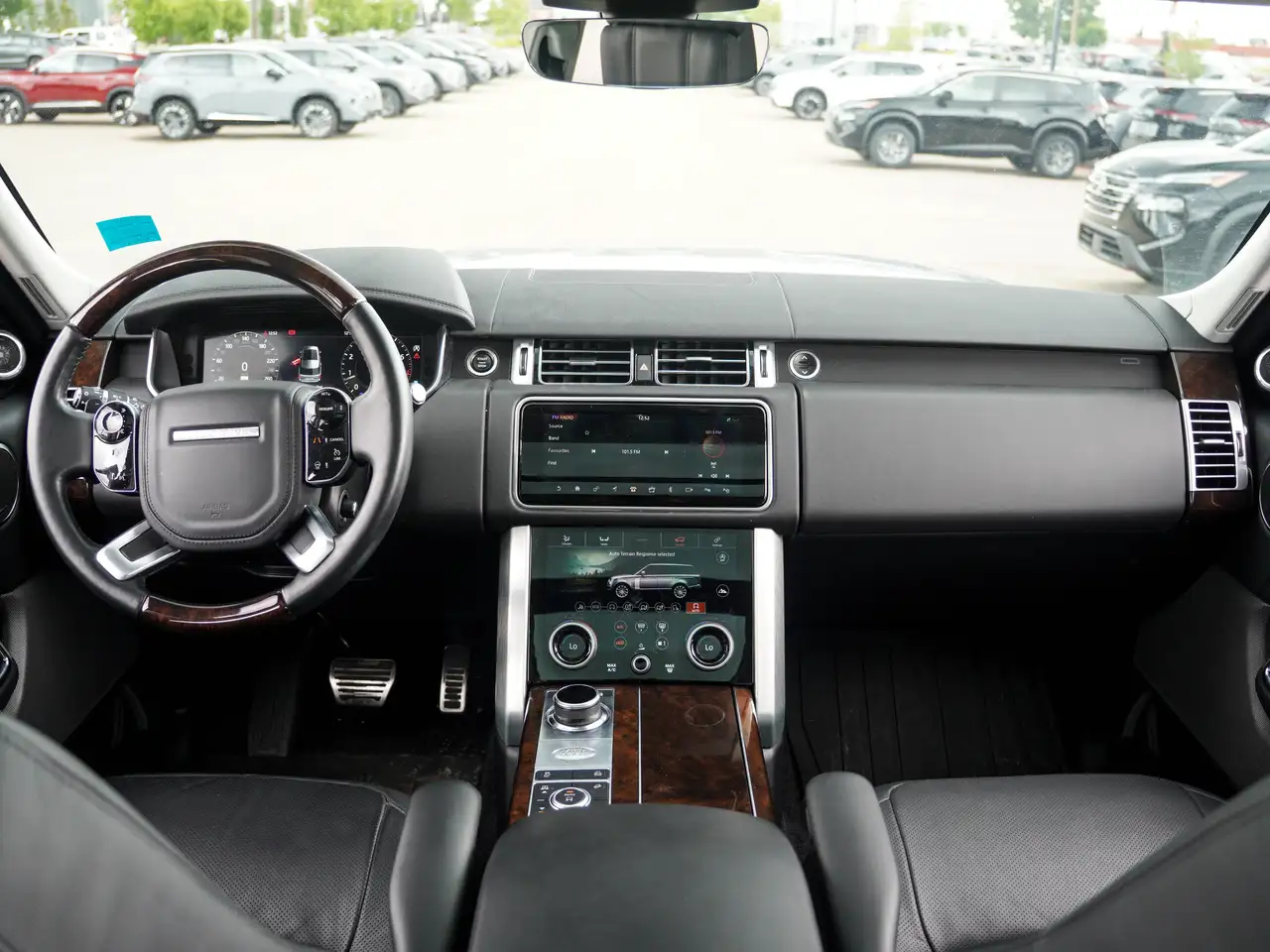 Land Rover Range Rover photo Land Rover Range Rover
