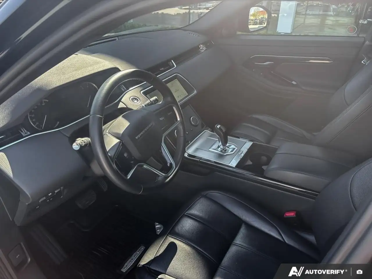 Land Rover Range Rover Evoque снимка Land Rover Range Rover Evoque