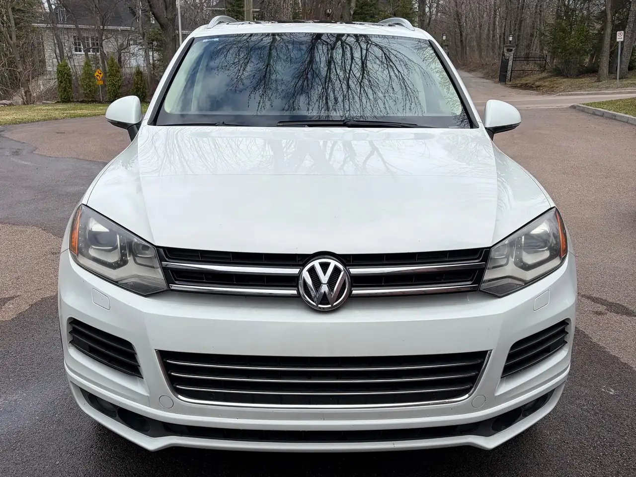 Volkswagen Touareg photo Volkswagen Touareg