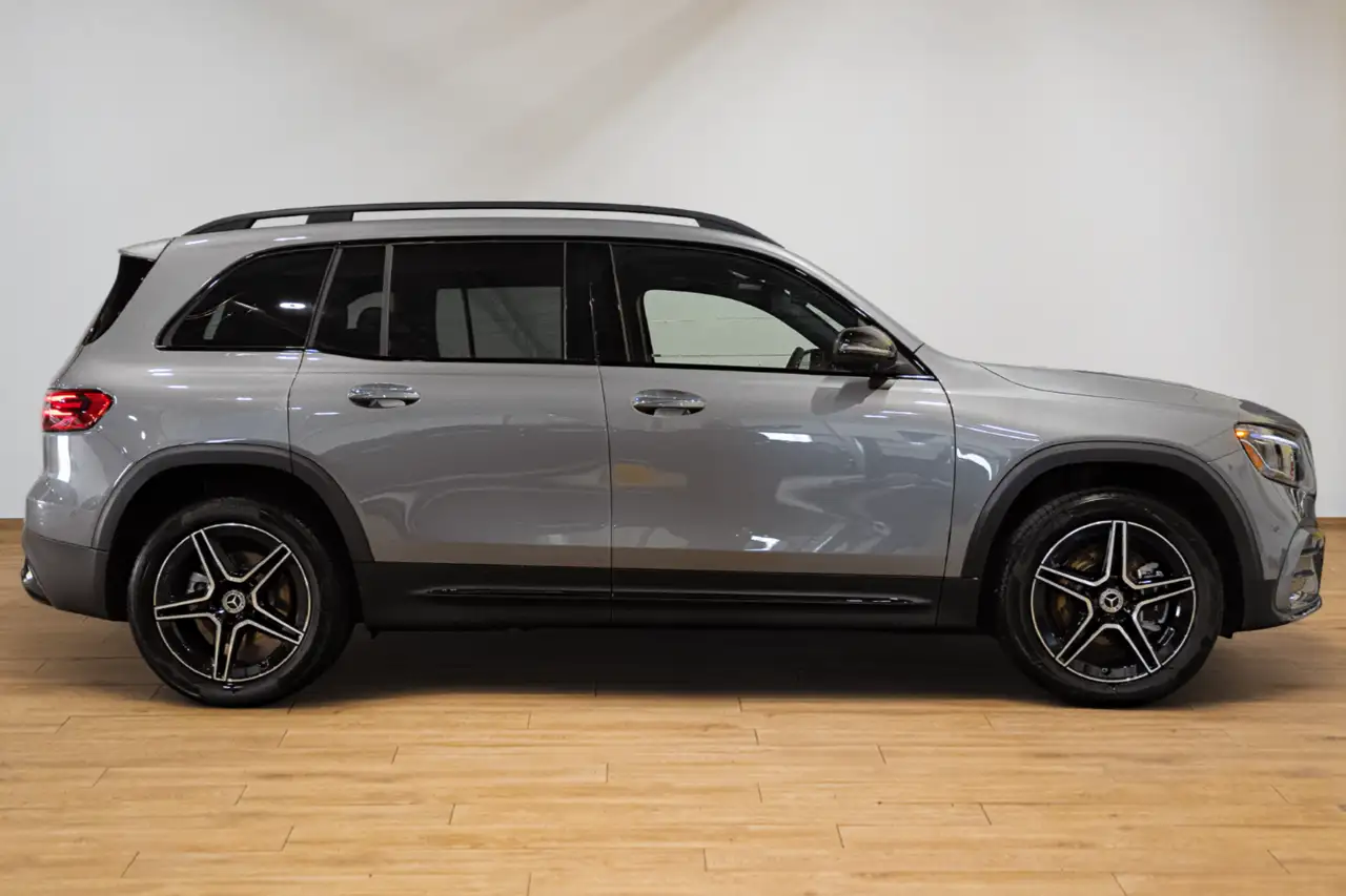 Mercedes-Benz GLB fotografie Mercedes-Benz GLB