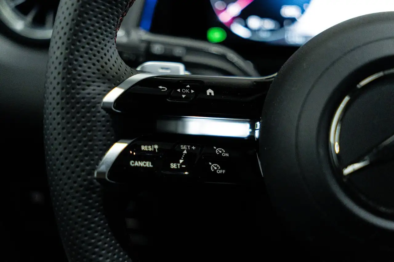 Mercedes-Benz GLB fotografie Mercedes-Benz GLB