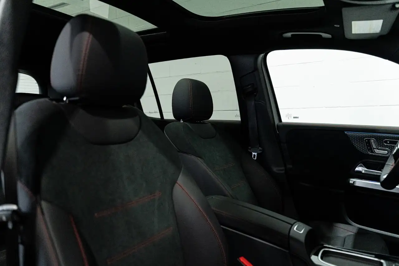 Mercedes-Benz GLB fotografie Mercedes-Benz GLB