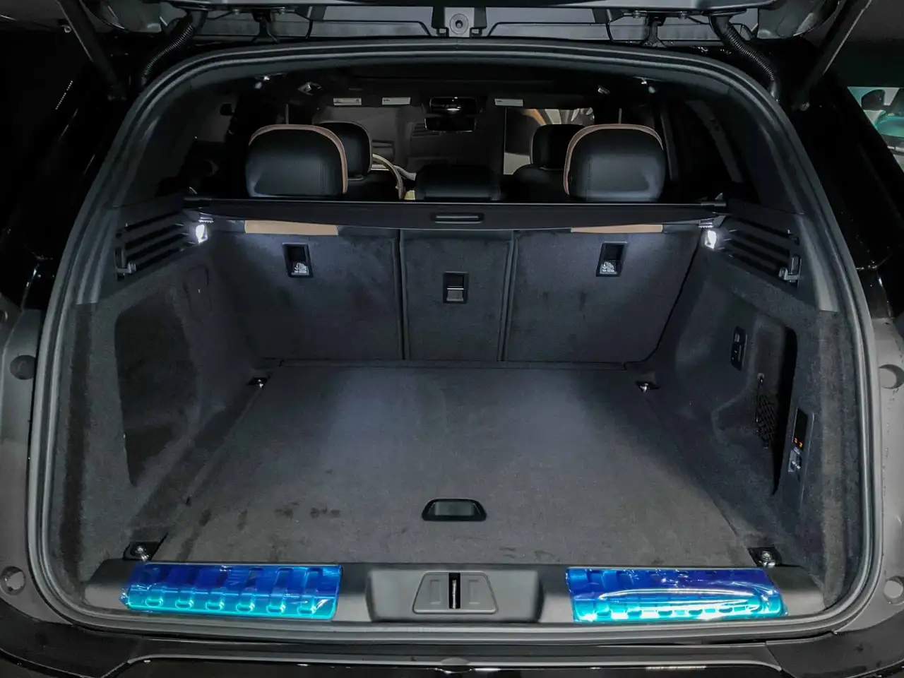 Land Rover Range Rover Sport снимка Land Rover Range Rover Sport