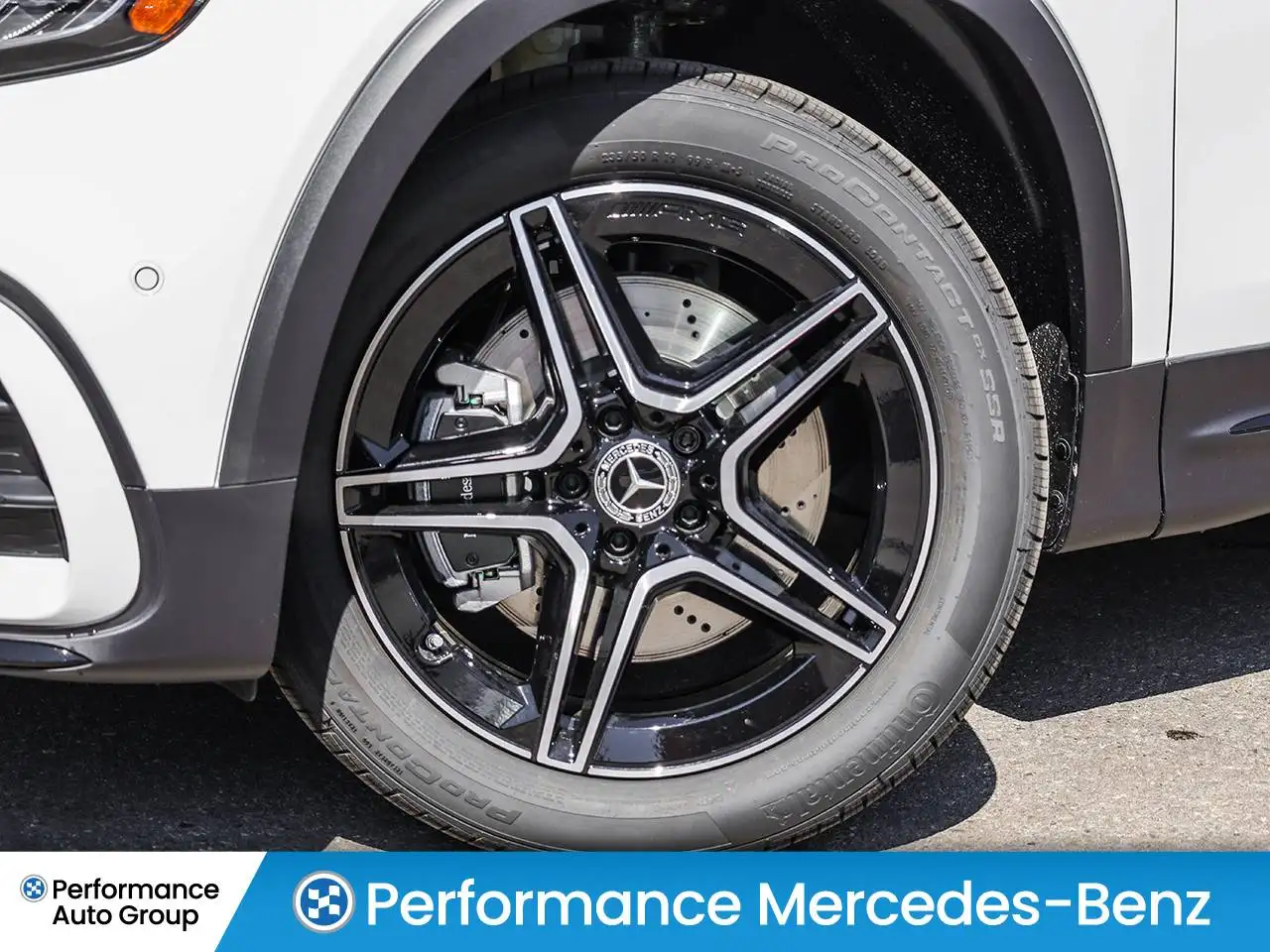 Mercedes-Benz GLB photo Mercedes-Benz GLB