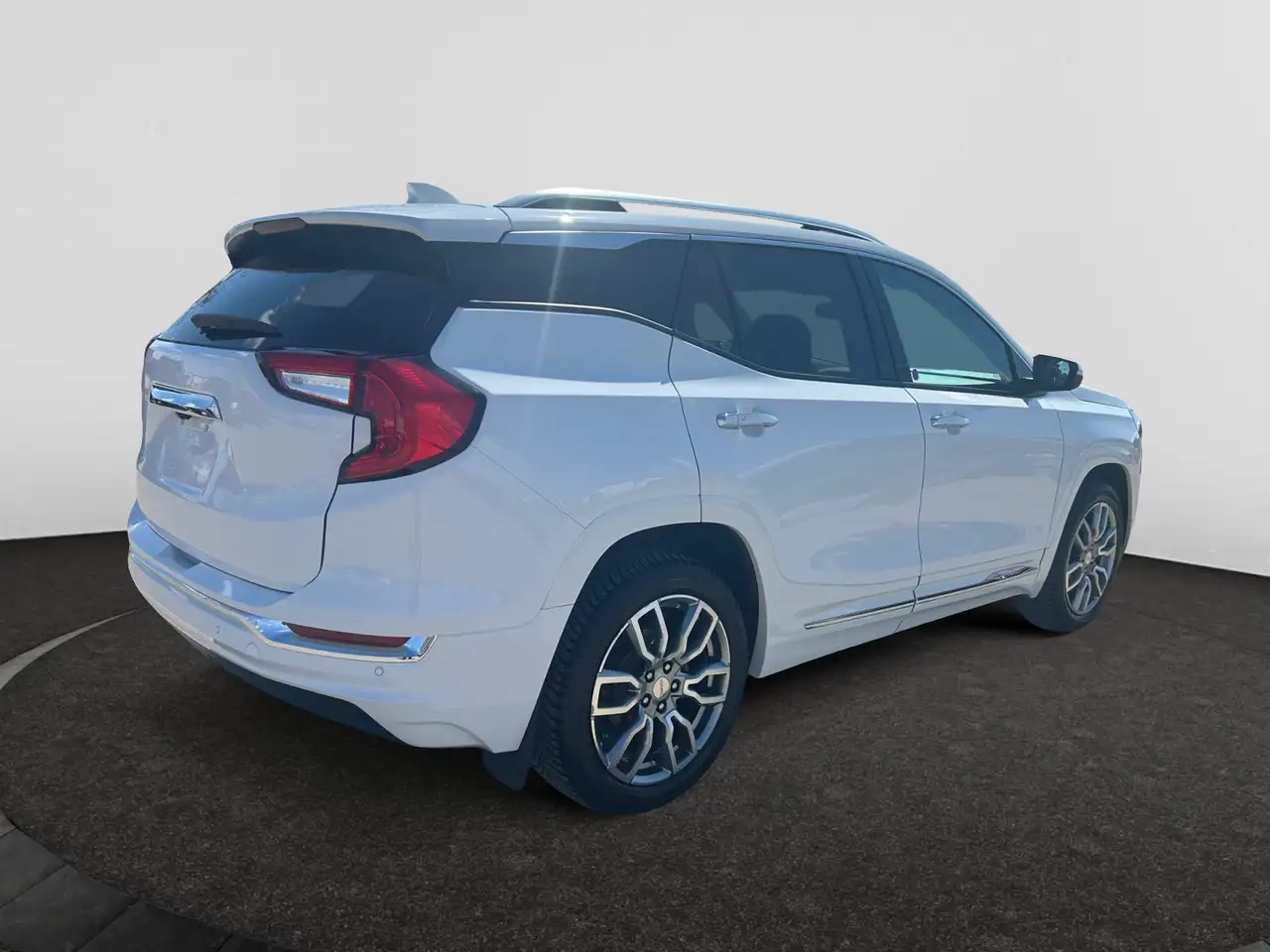 GMC Terrain photo GMC Terrain