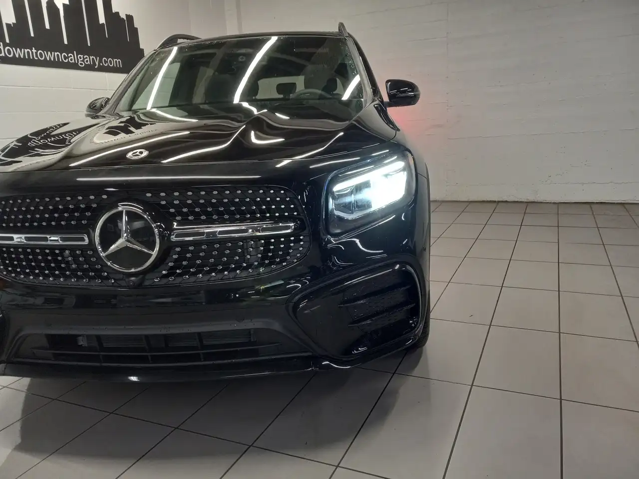 Mercedes-Benz GLB photo Mercedes-Benz GLB