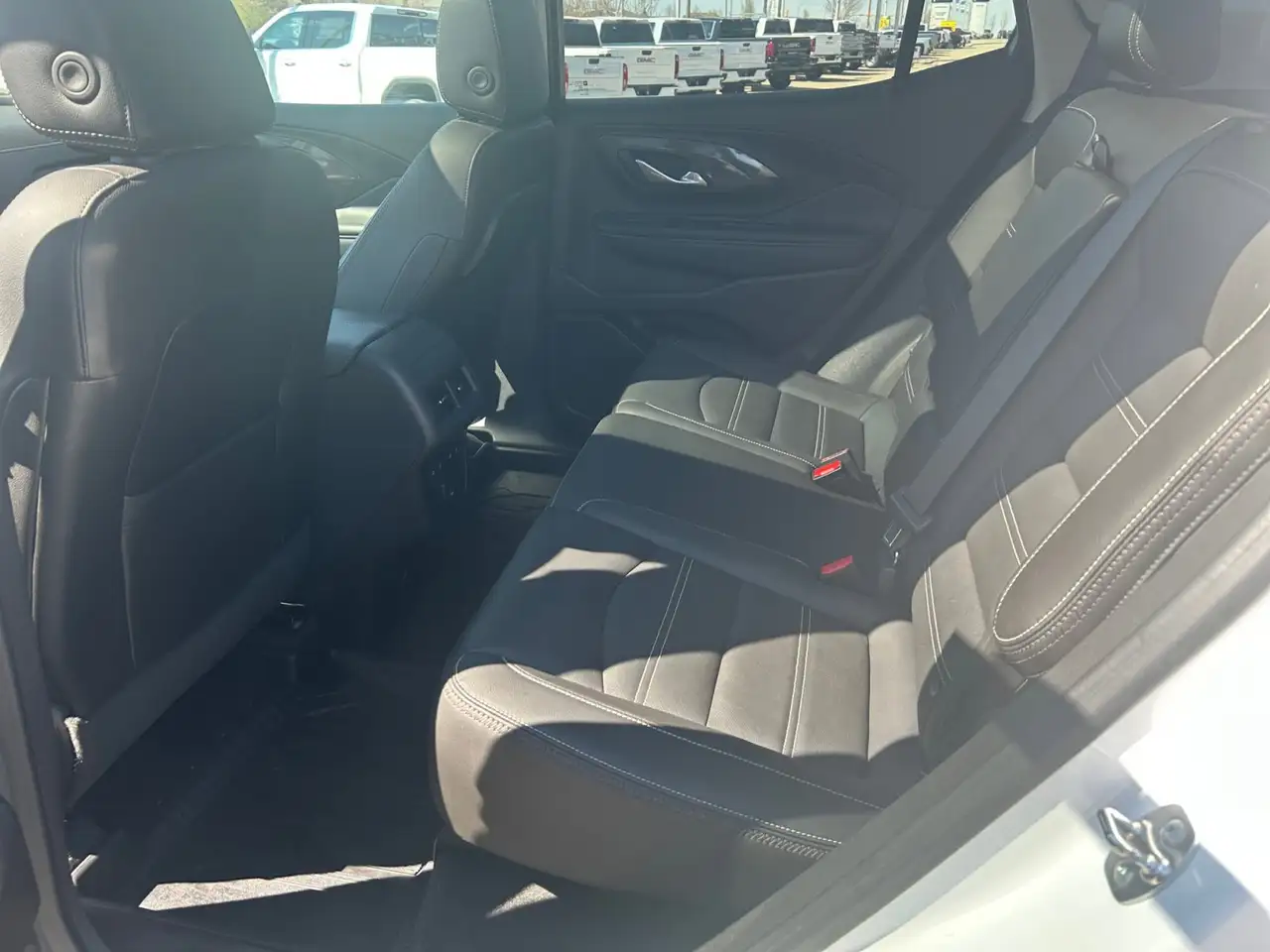 GMC Terrain photo GMC Terrain