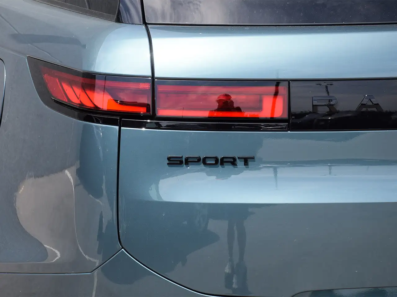 Land Rover Range Rover Sport photo Land Rover Range Rover Sport