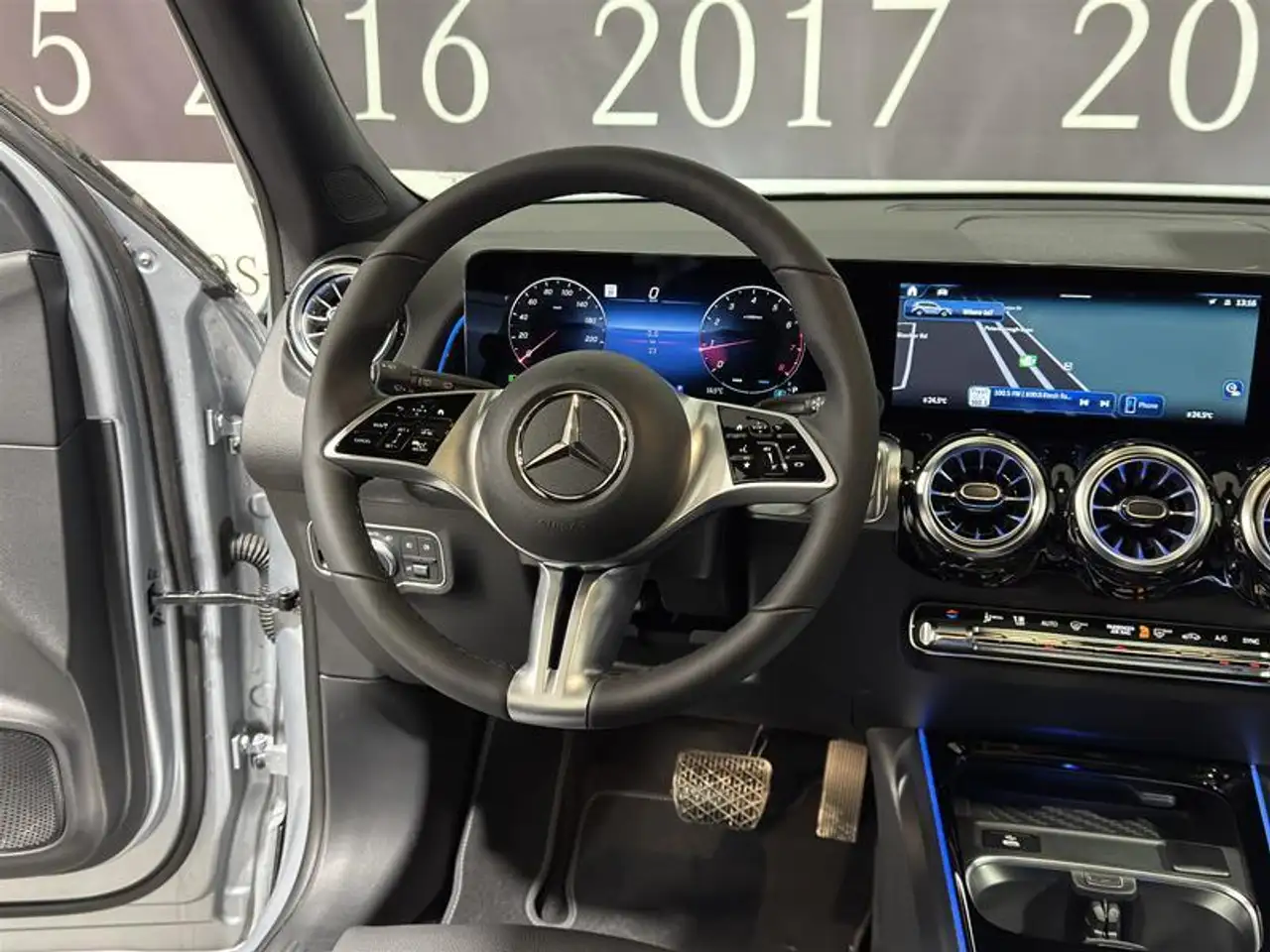 Mercedes-Benz GLB fotografie Mercedes-Benz GLB
