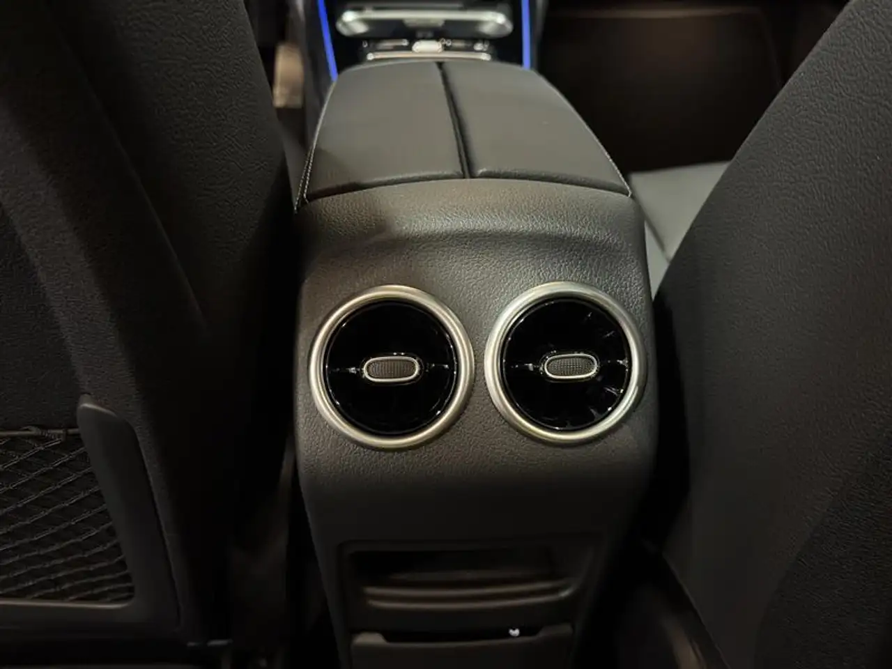 Mercedes-Benz GLB fotografie Mercedes-Benz GLB