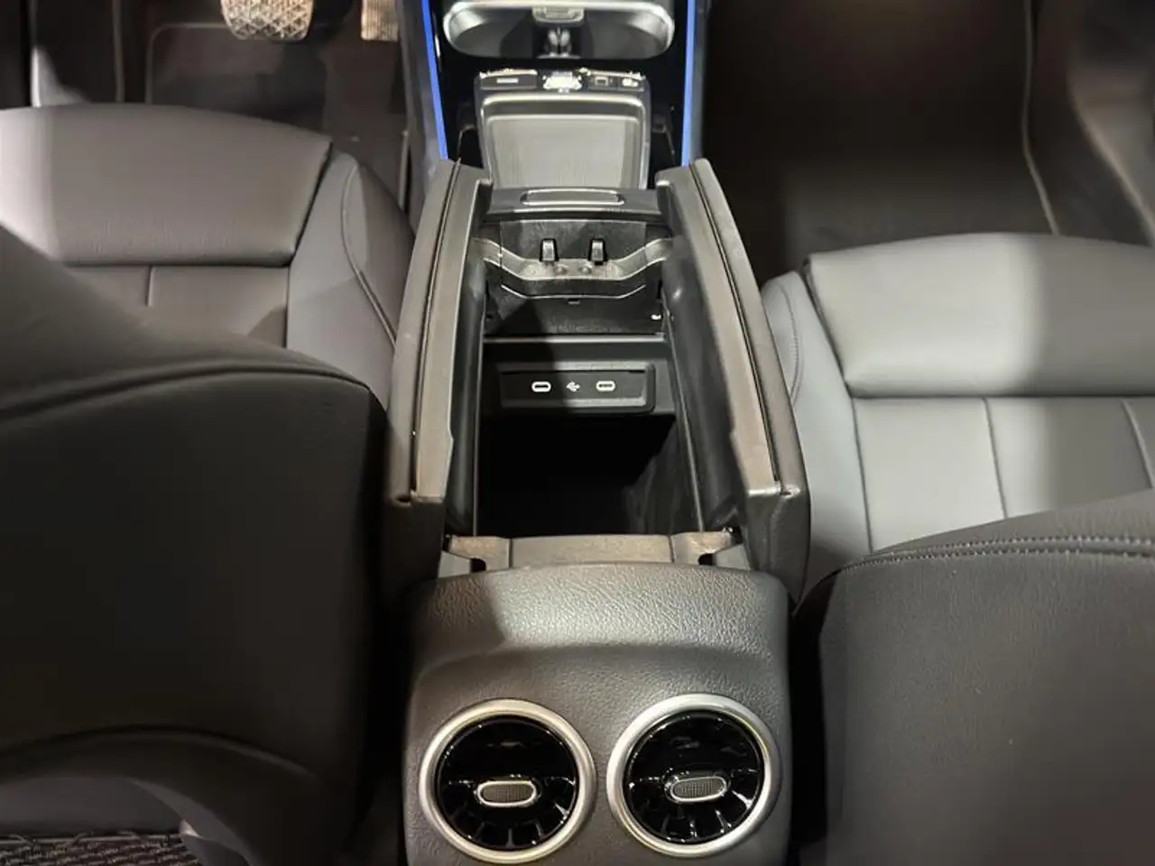 Mercedes-Benz GLB fotografie Mercedes-Benz GLB