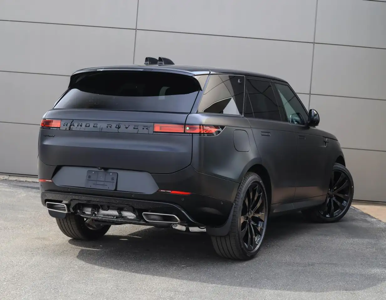 Land Rover Range Rover Sport снимка Land Rover Range Rover Sport
