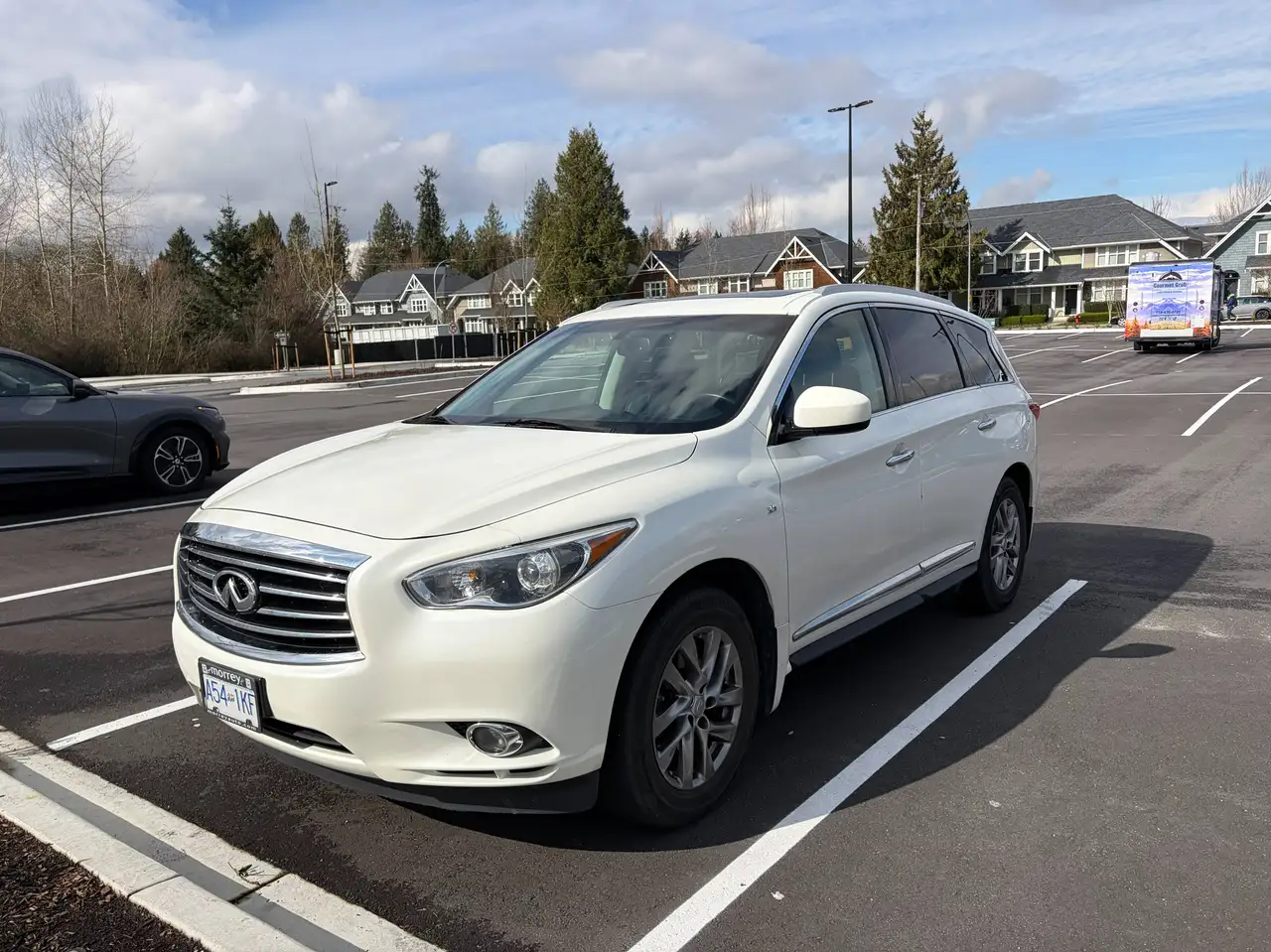 Infiniti QX60 снимка Infiniti QX60