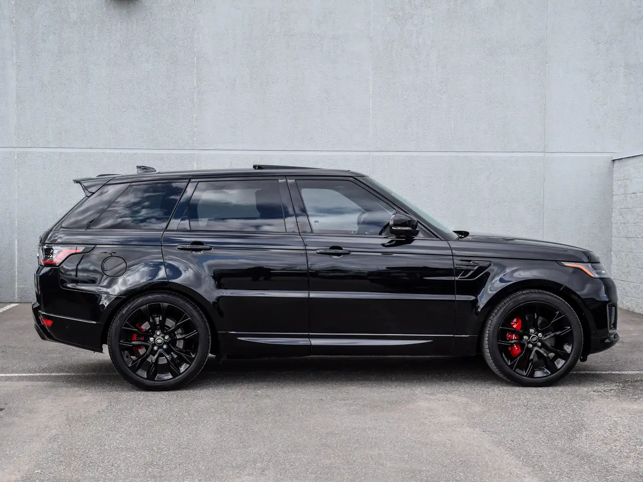 Land Rover Range Rover Sport снимка Land Rover Range Rover Sport