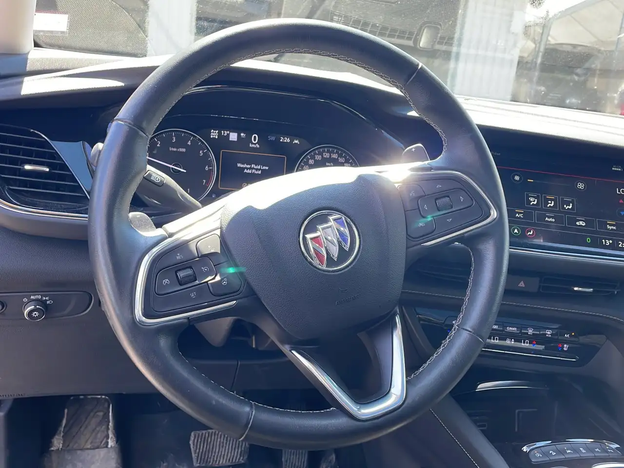 Buick Envision photo Buick Envision