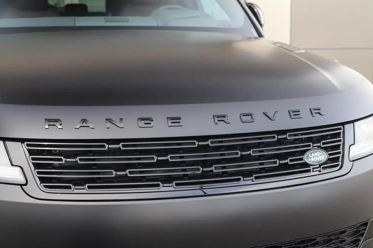 Land Rover Range Rover Sport снимка Land Rover Range Rover Sport