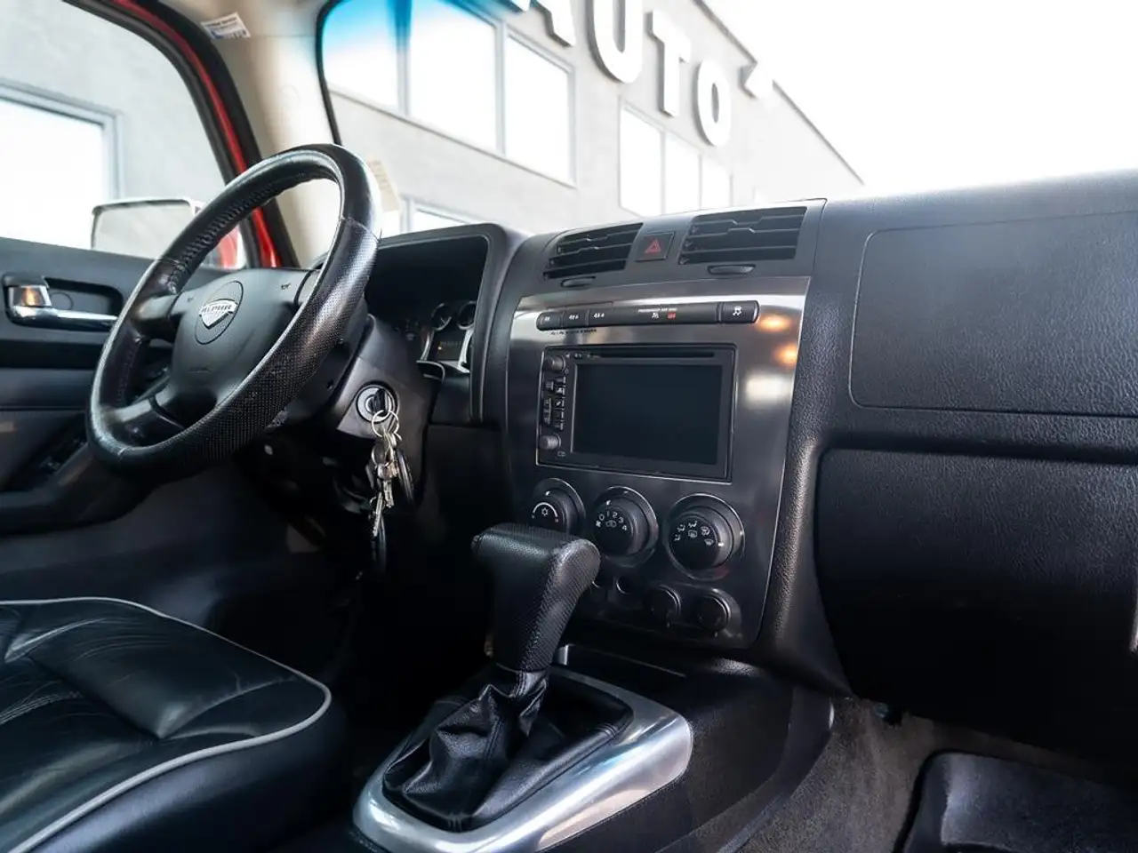 HUMMER H3 снимка HUMMER H3