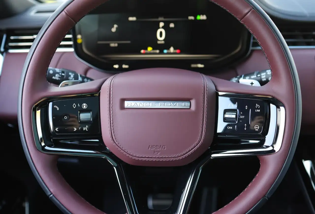 Land Rover Range Rover Sport снимка Land Rover Range Rover Sport
