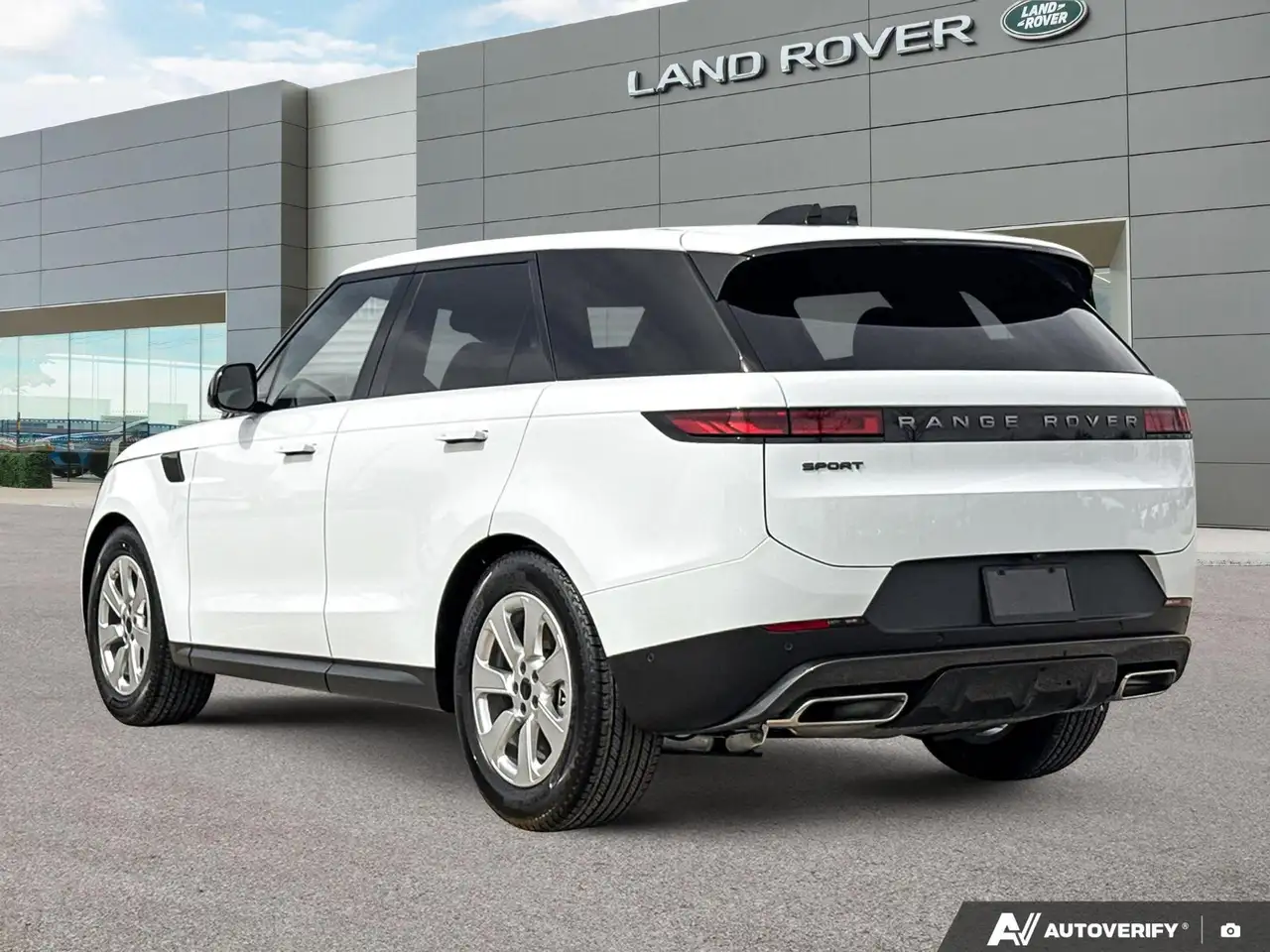 Land Rover Range Rover Sport снимка Land Rover Range Rover Sport