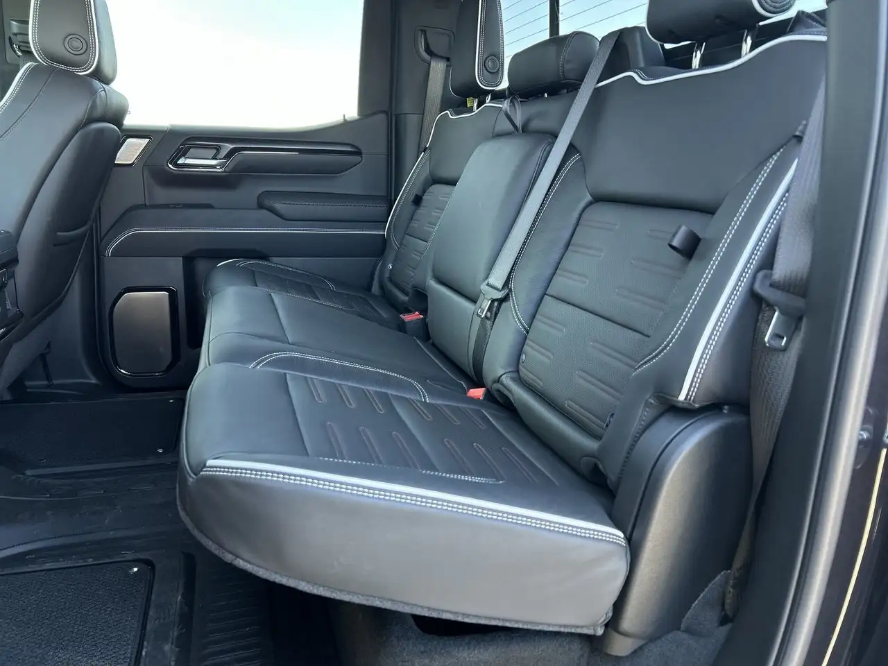 GMC Sierra 1500 photo GMC Sierra 1500