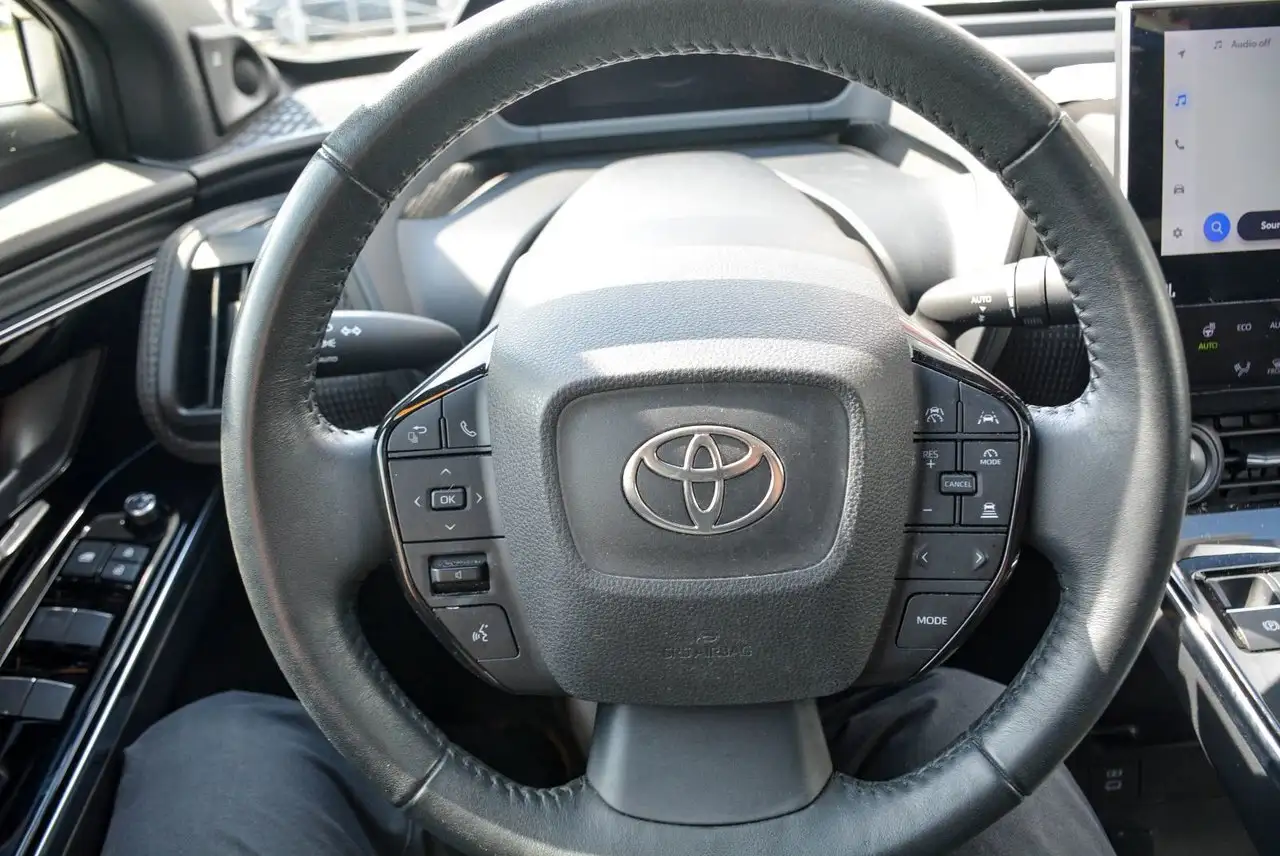 Toyota bZ4X photo Toyota bZ4X