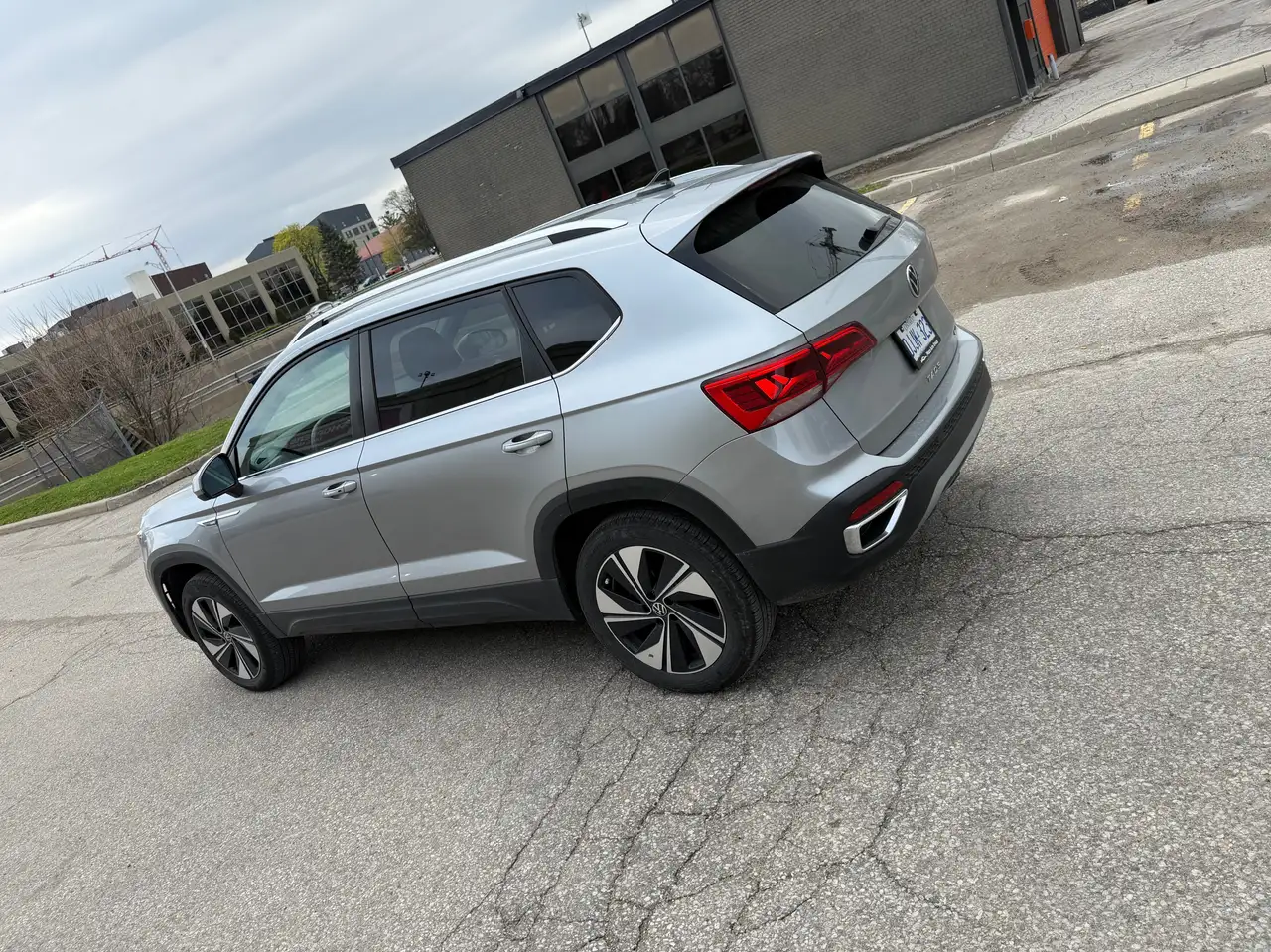 2024 Volkswagen Taos