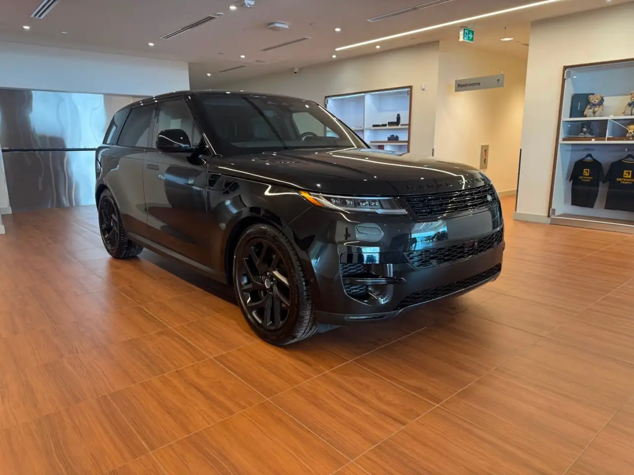 Land Rover Range Rover Sport снимка Land Rover Range Rover Sport