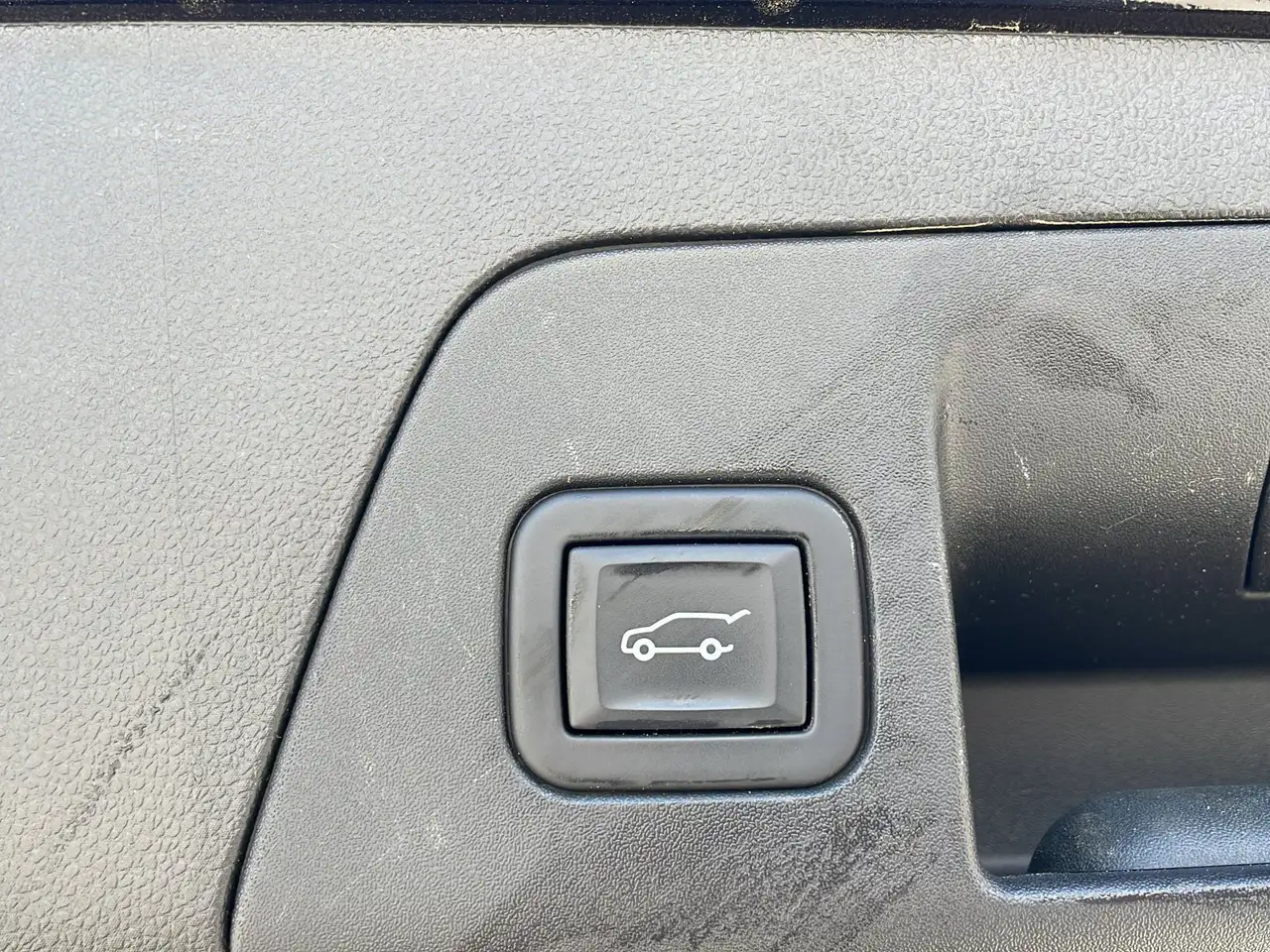 Buick Envision photo Buick Envision