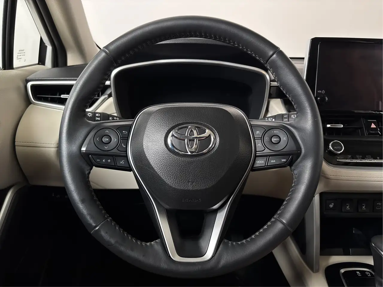 Toyota Corolla Cross photo Toyota Corolla Cross