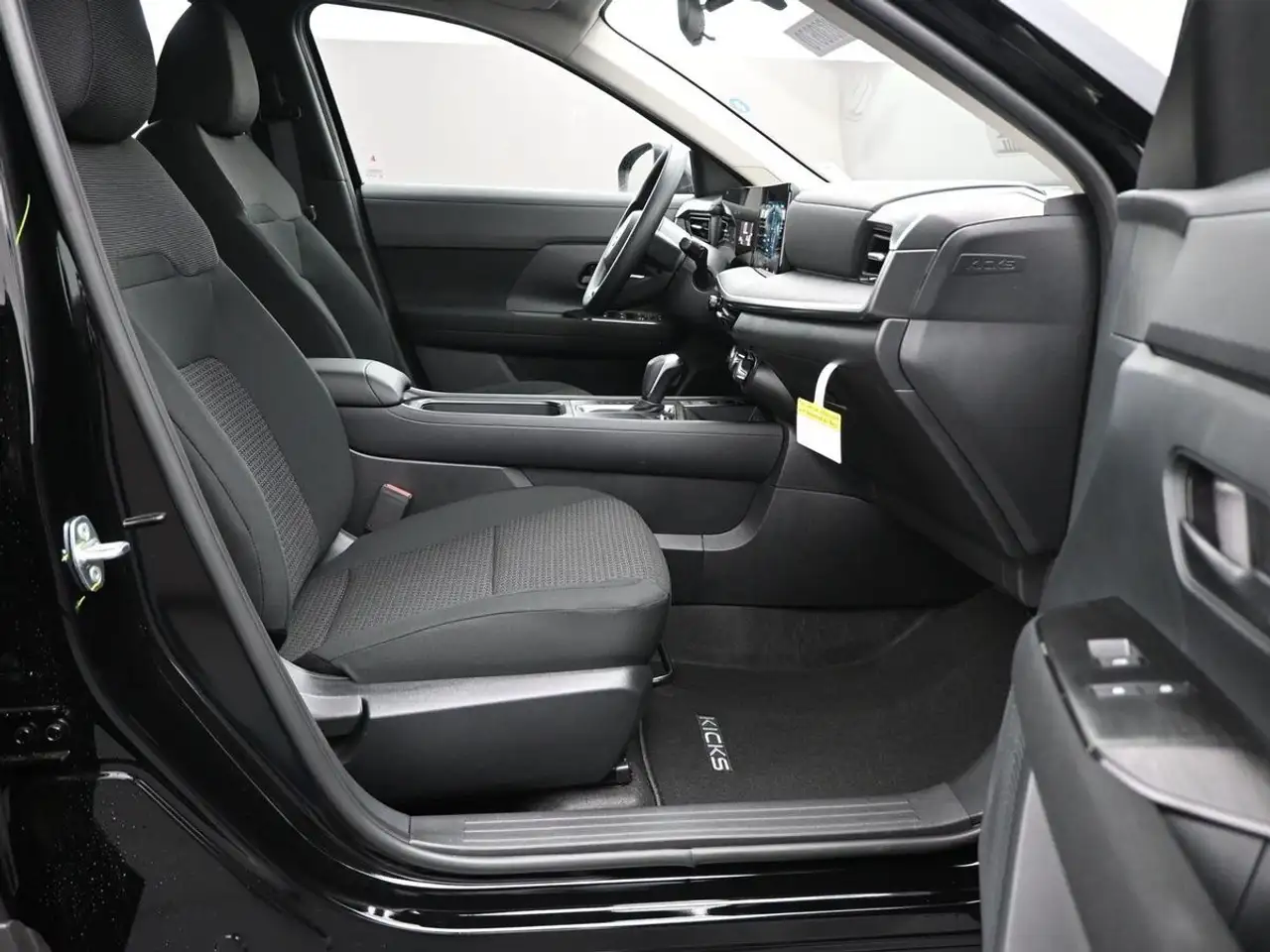 Nissan Kicks photo Nissan Kicks